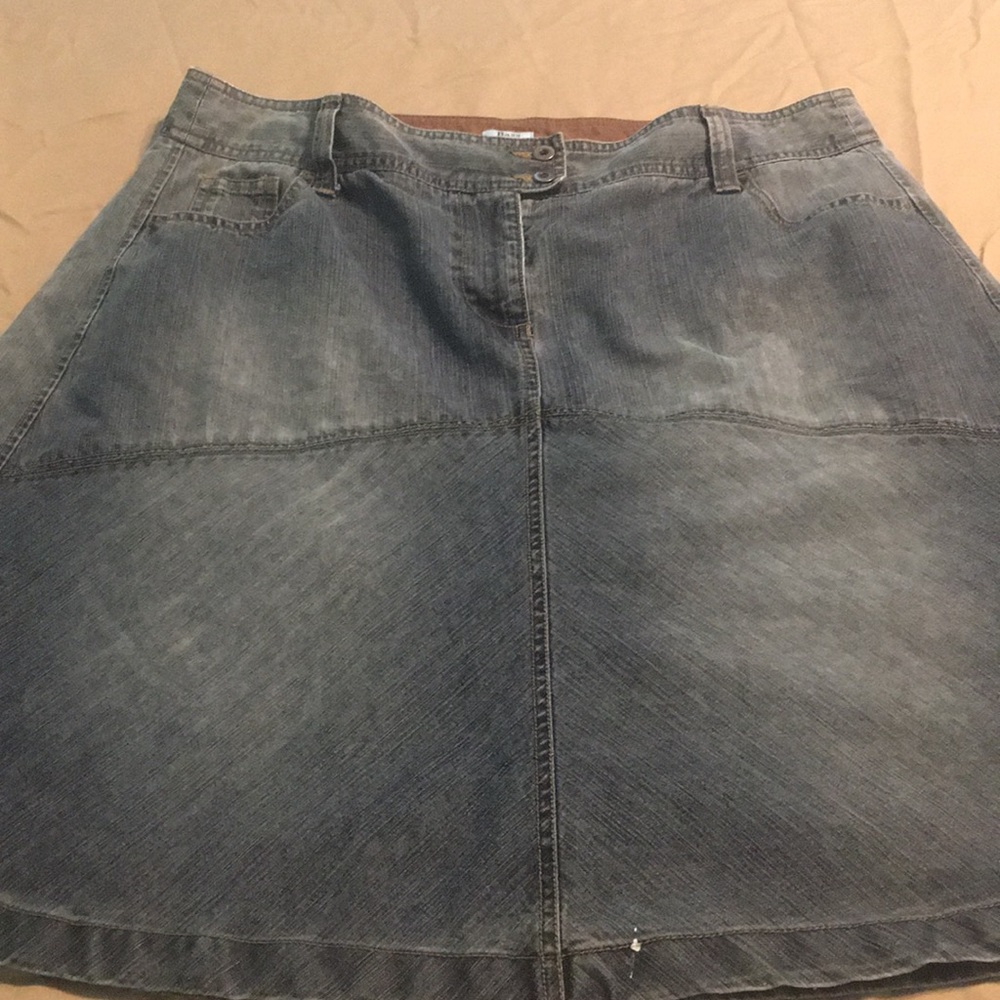 Bass jean skirt